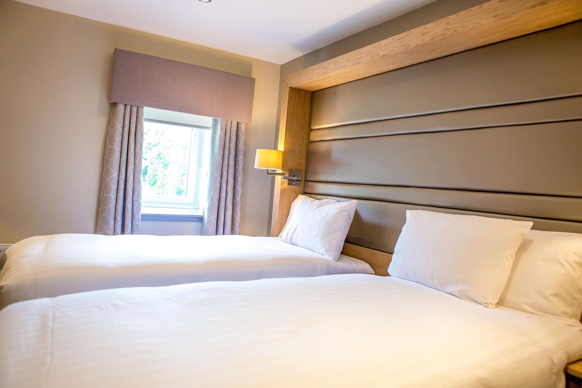 Bowfield Hotel And Spa Howwood Exterior photo