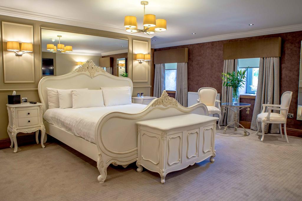 Bowfield Hotel And Spa Howwood Room photo